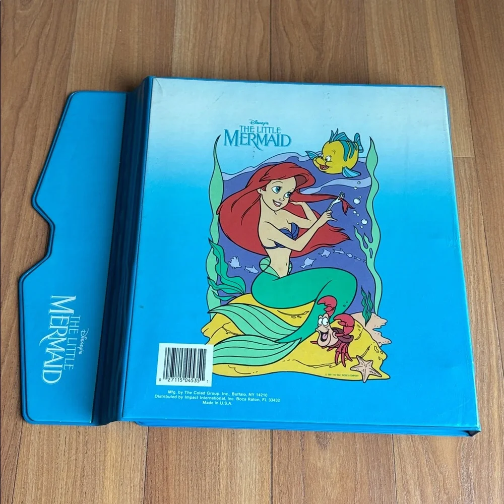 Vintage Little Mermaid Binder Finder binder with Velcro flap closure
